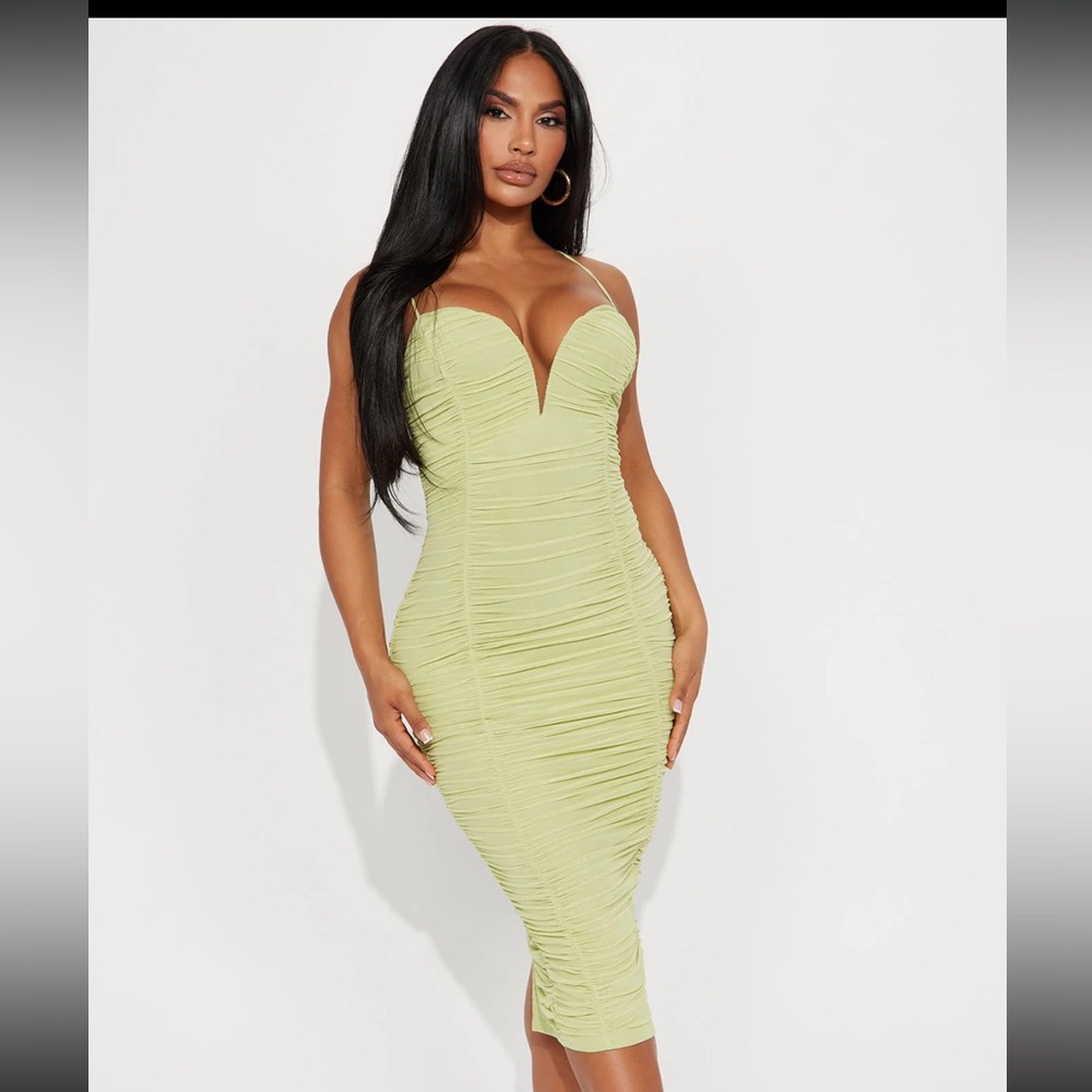 Brand new with tag! Jessika Mesh Midi dress lime